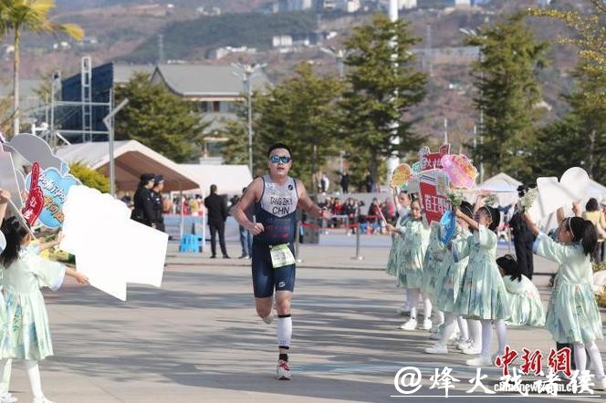 五国786名体育爱好者在云南巧家开展竞速赛