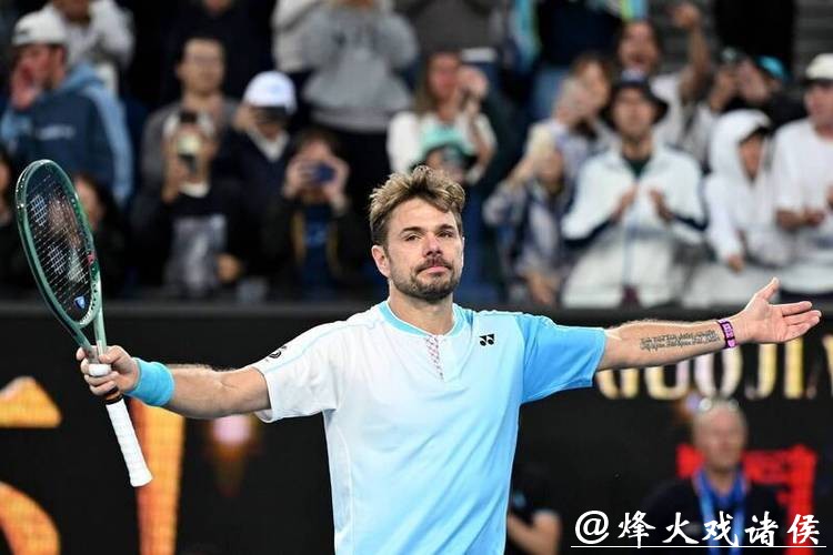 40岁网坛老将瓦林卡五盘鏖战逆转获胜,墨尔本告别之旅再创新纪录 40岁网坛老将瓦林卡五盘鏖战逆转获胜,墨尔本告别之旅再创新纪录