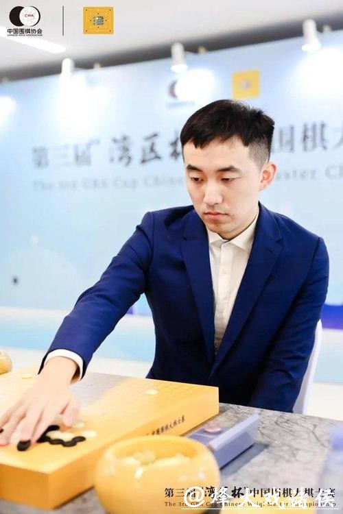 棋手生涯坚持15年破壁，春兰杯串烧韩国前三，来认识下天元挑战者杨楷文
